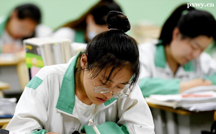 孩子開學(xué)初三了成績不好補(bǔ)課還有效果嗎