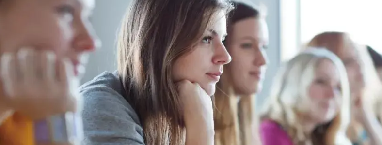 �Ϻ��и���Ӗ��